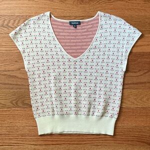 ModCloth Floral Knit Top